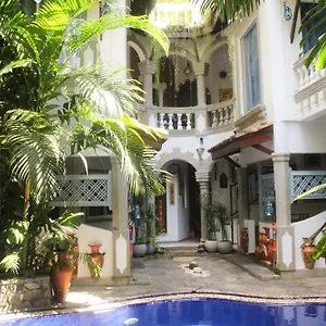 Olde Ceylon Gasthof