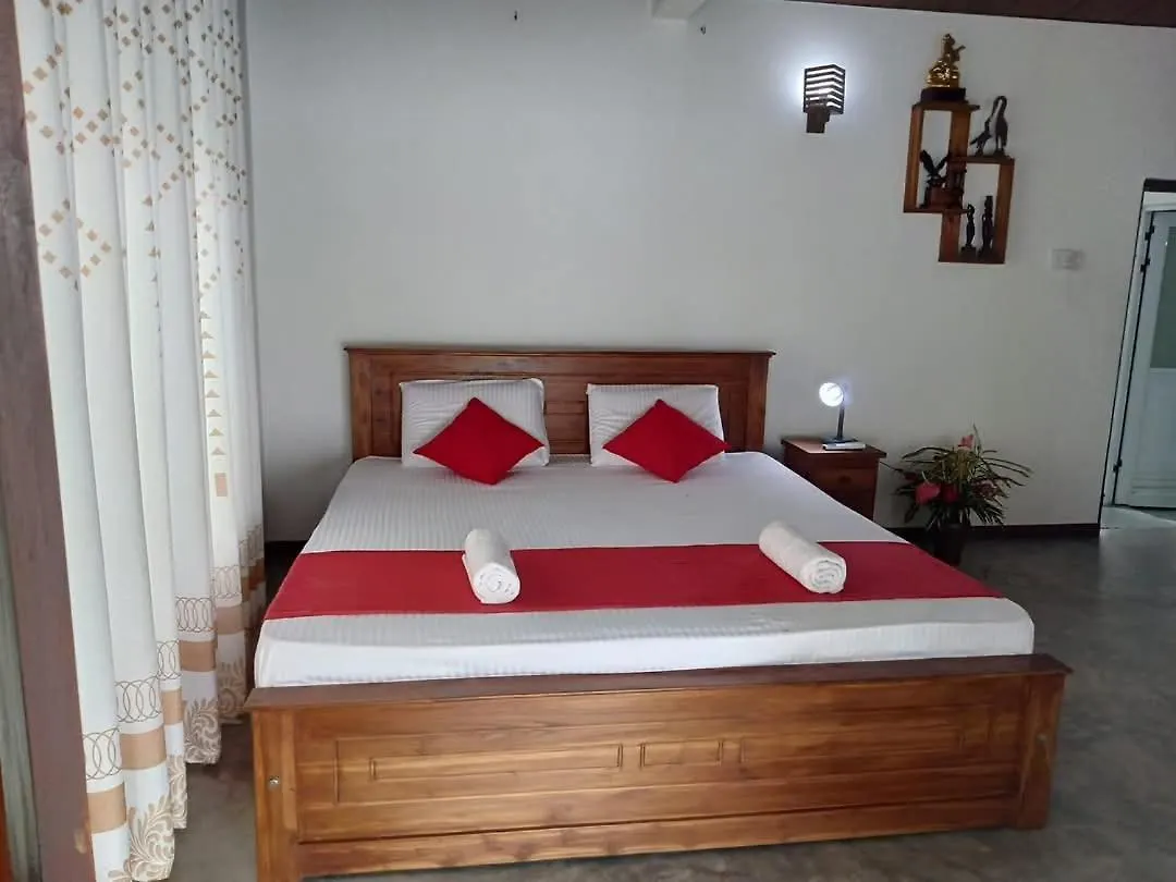 Urban Lodge كاندي