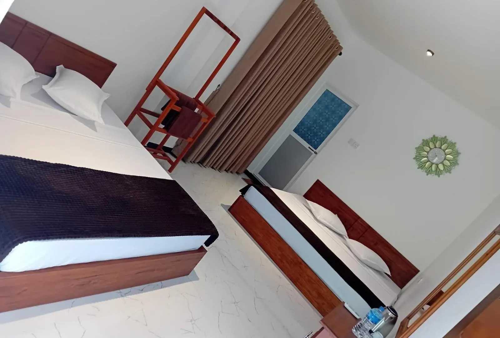 Urban Lodge كاندي بيت ضيافة